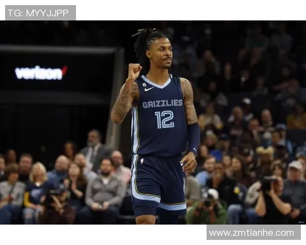 莫兰特解禁复出首战狂砍38分灰熊球迷齐声高喊MVP荣耀时刻